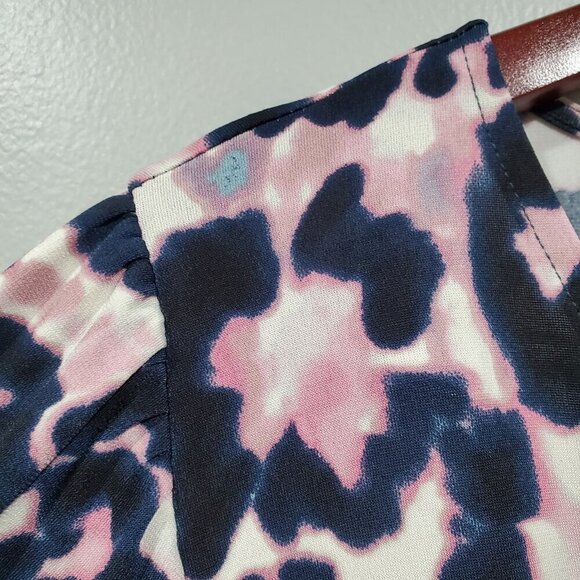 Torrid Tie-Dye Animal Print Surplice Faux Wrap Dress Short Sleeve Tie Pink 3X - Picture 9 of 14